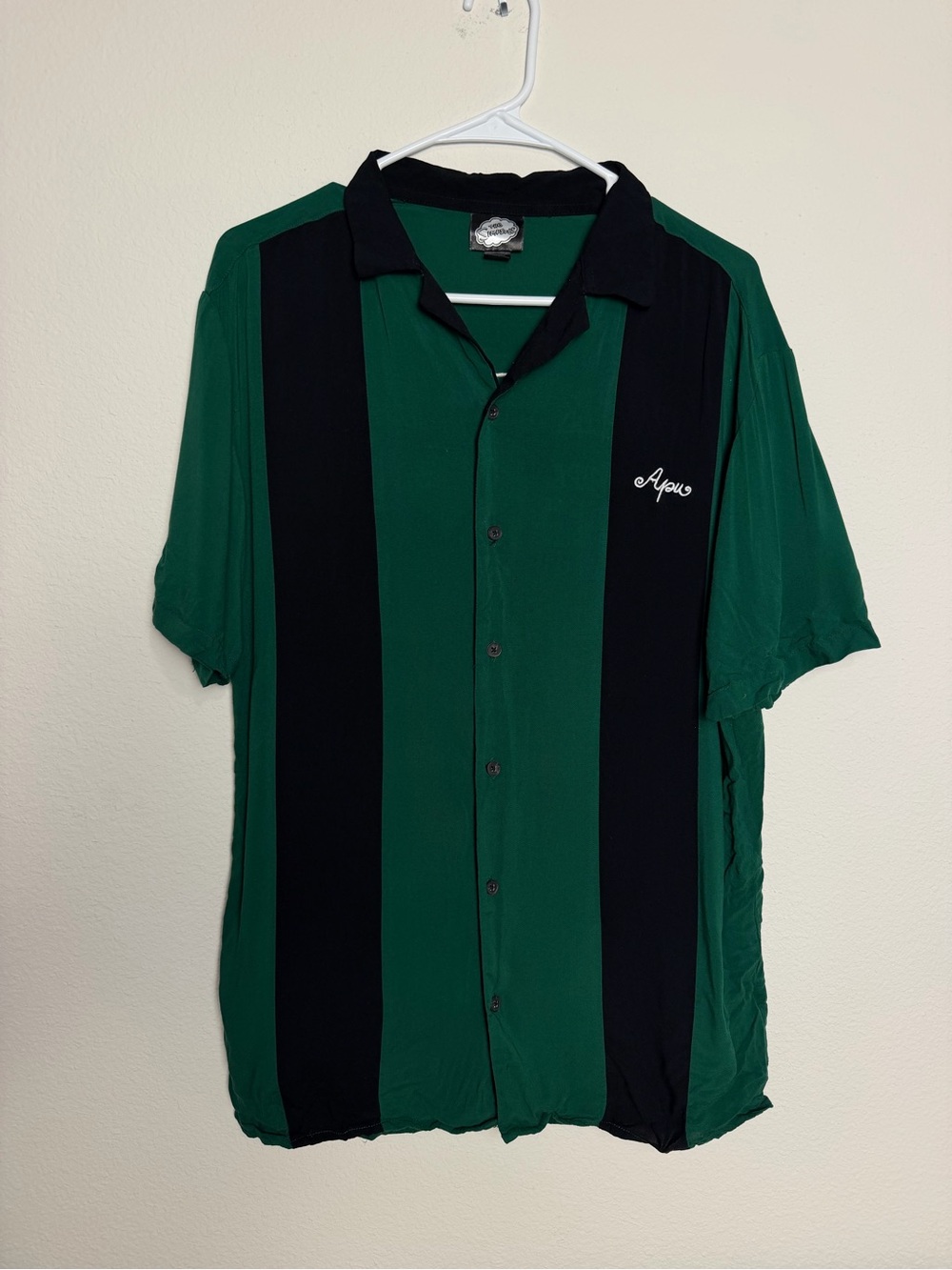 Simpsons kwik e mart apu shirt green small